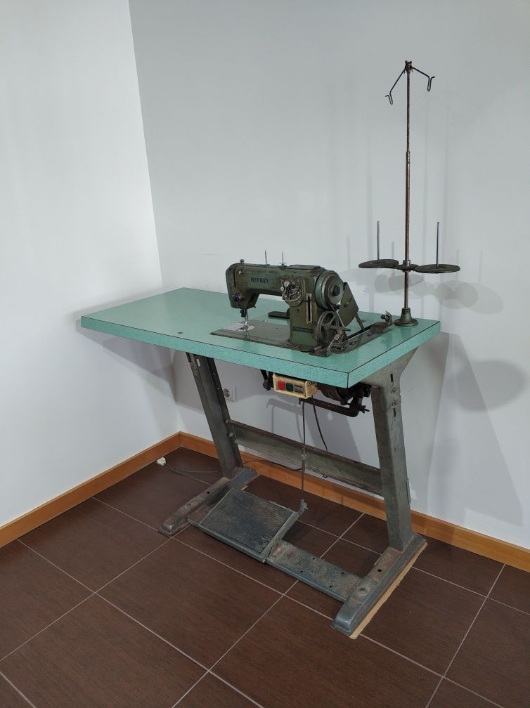 Máquina de costura