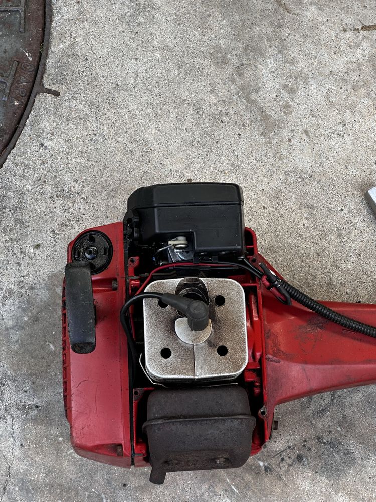Roçadora jonsered rs52