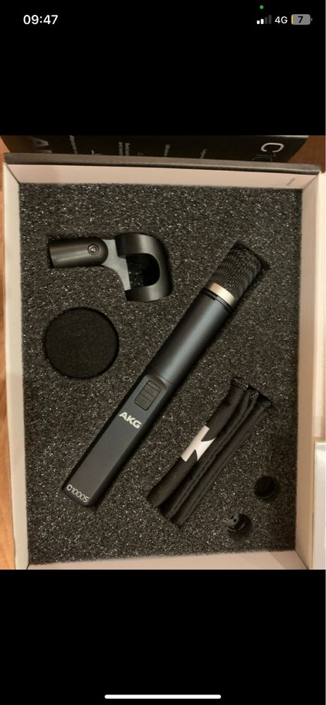 Vendo dois Akg c1000s mkIV