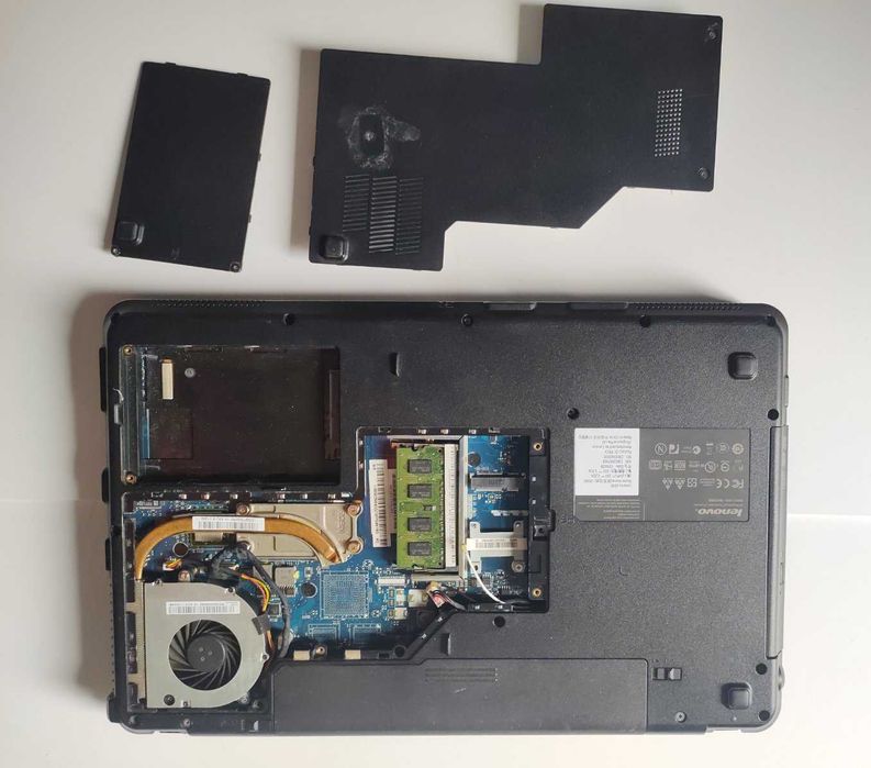 Lenovo G 555 під ремонт або на запчастини