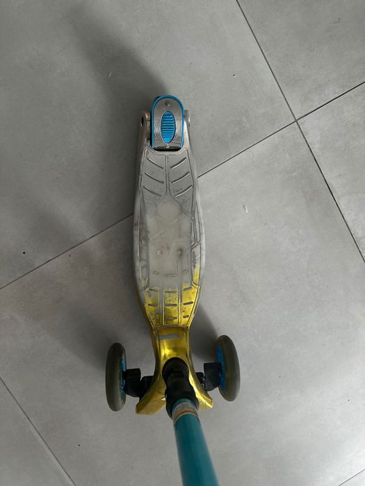 Самокат детский Bugs Hyper chameleon