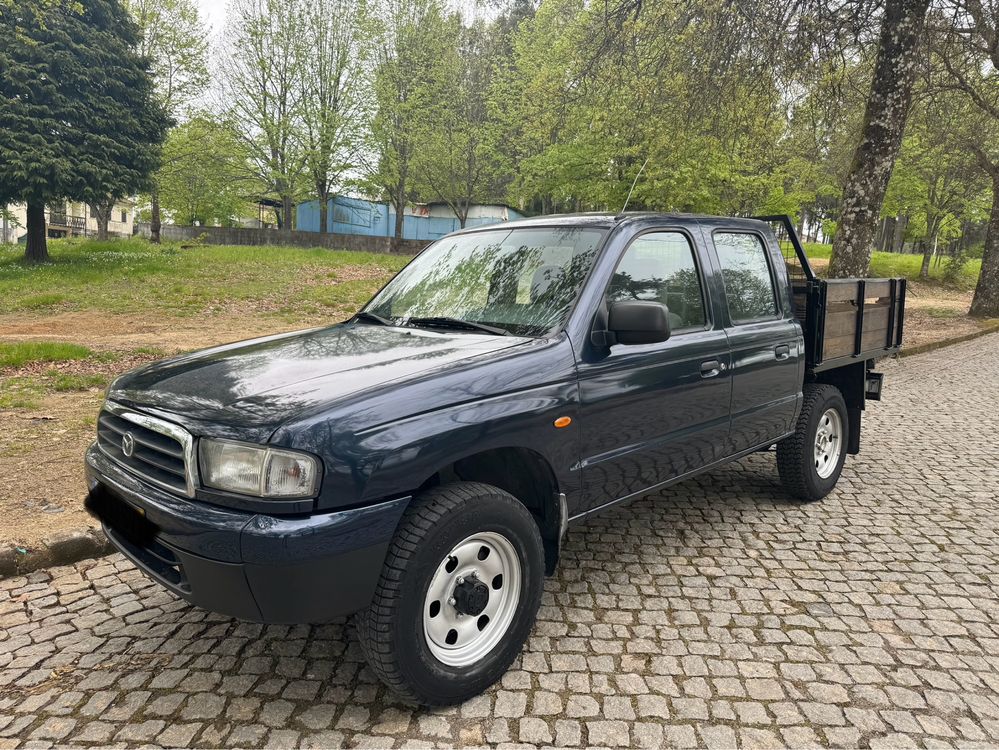 Mazda B2500 4x4 CabineDupla 2002