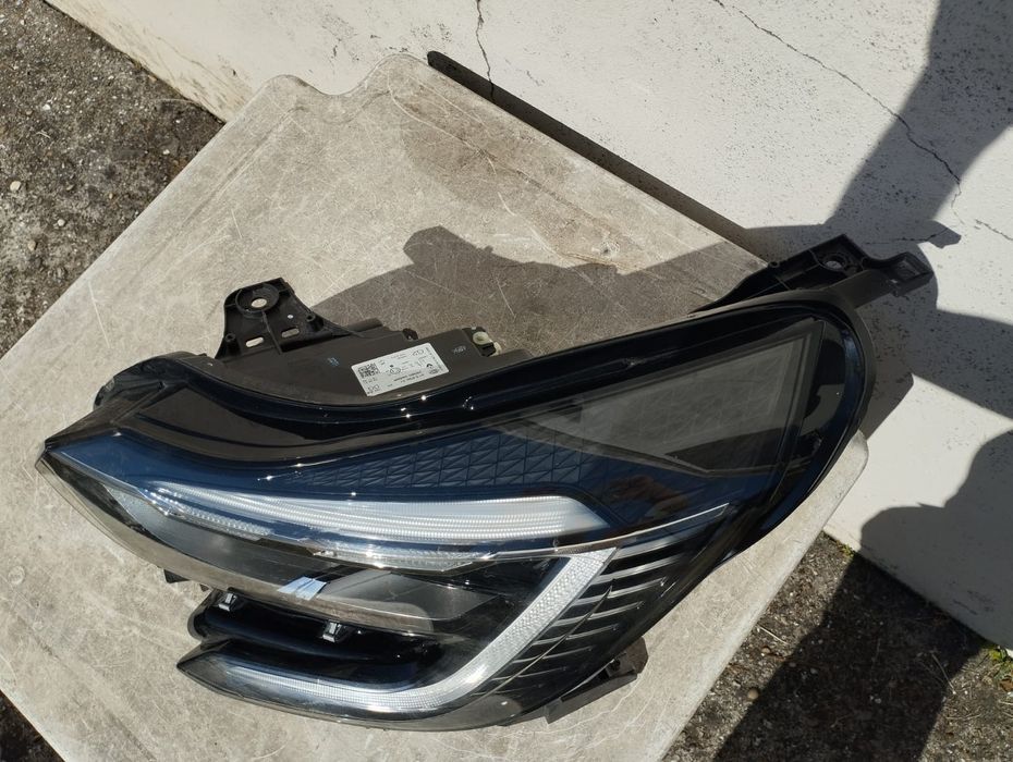 Ótica Esq Renault Captur led
