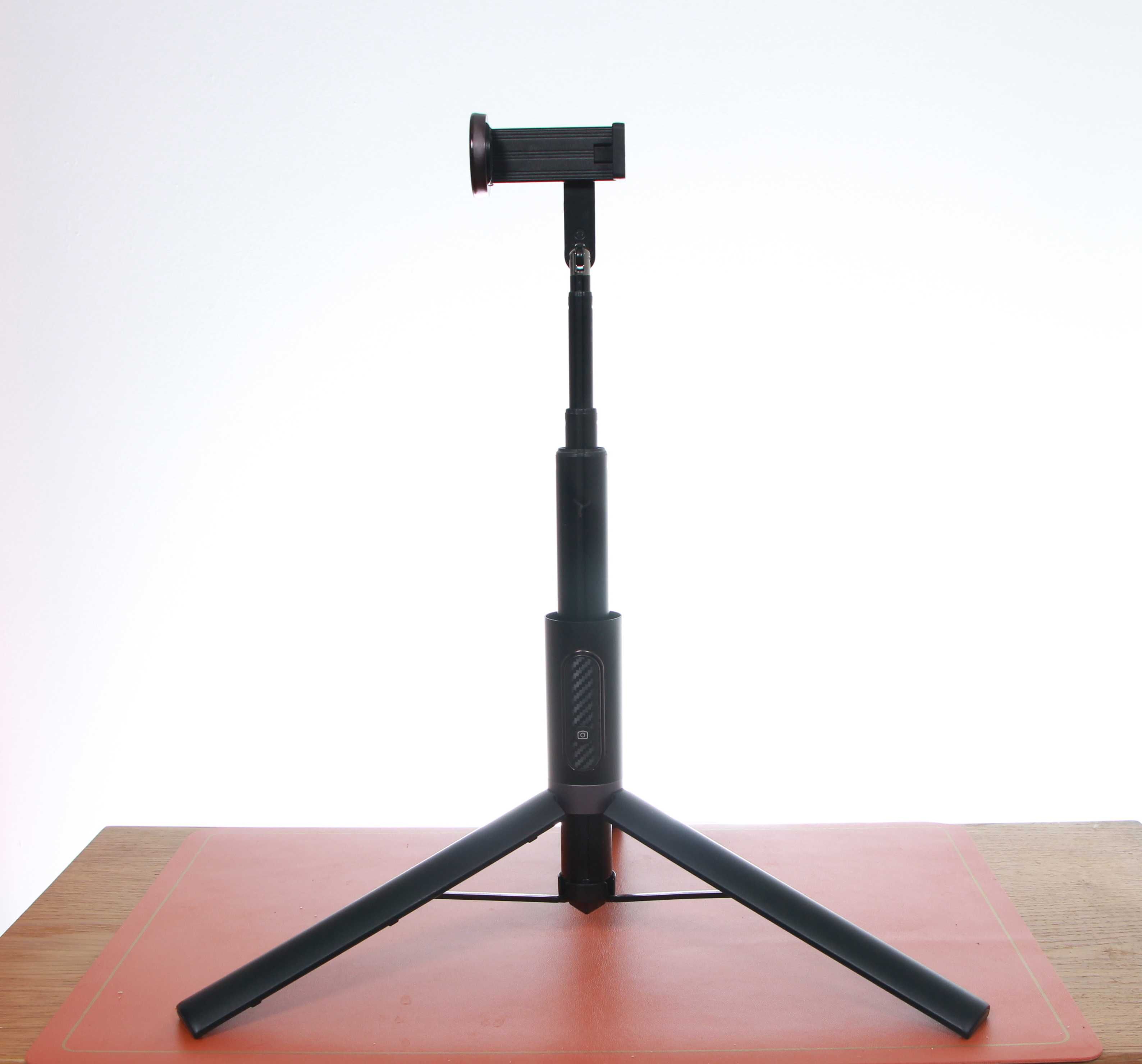 Uchwyt do telefonu monopod z pilotem selfie stick