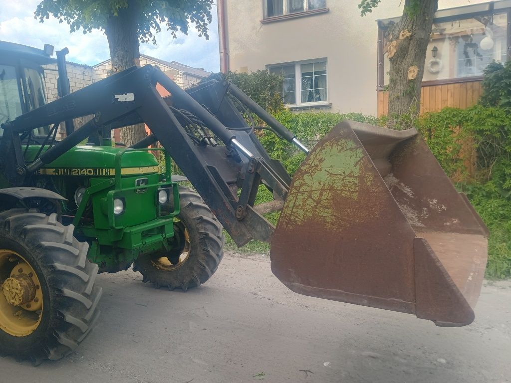 John Deere 2140 z turem