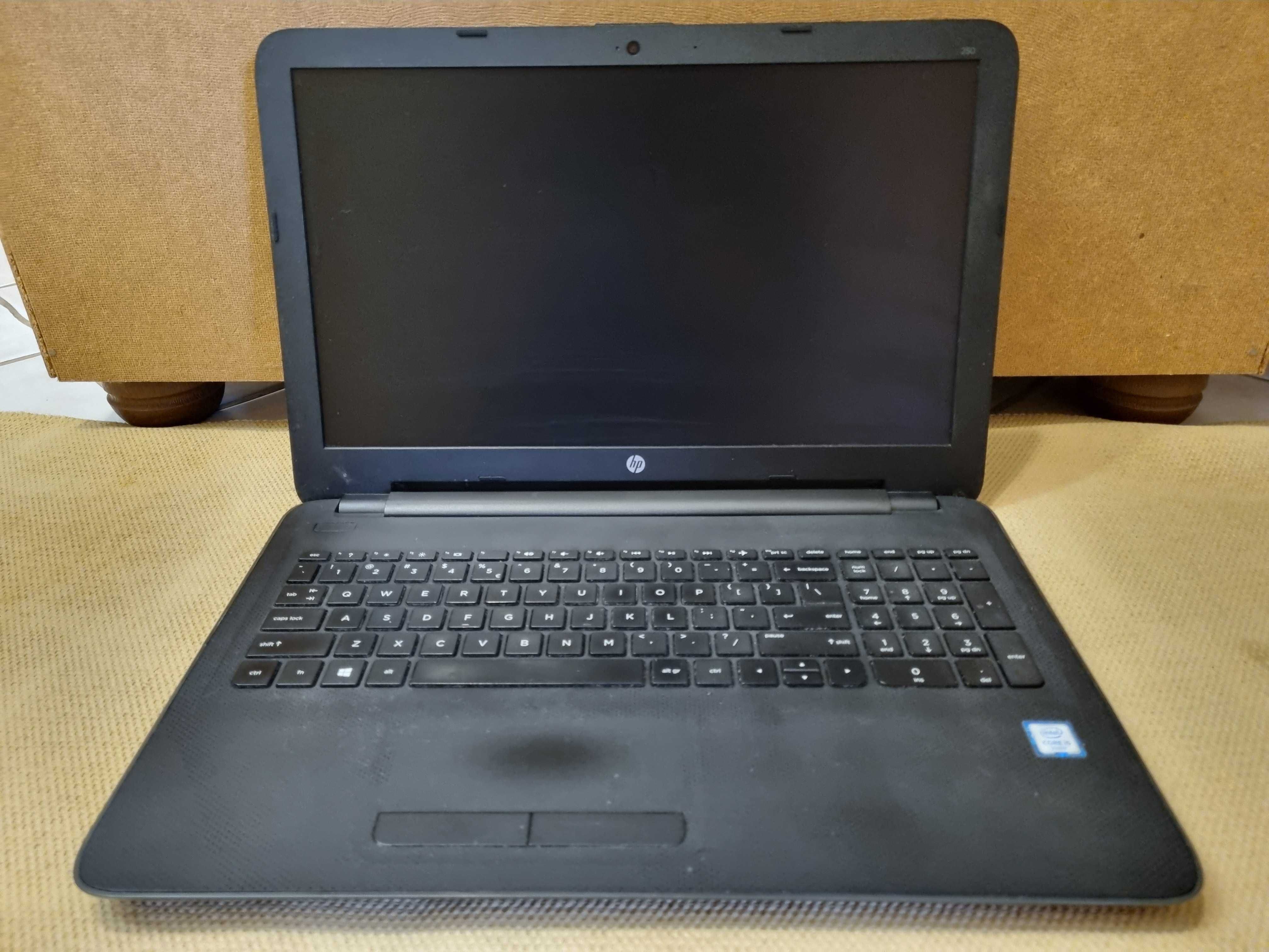 Laptop HP G4 250 15,6" i5 8GB / 1TB 1000GB Win10 1920x1080