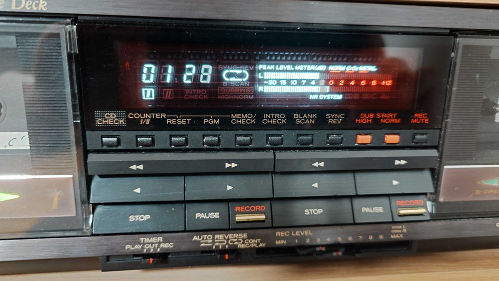 magnetofon deck TEAC W-990RX