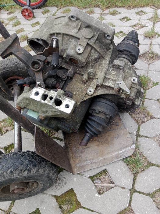 Skrzynia biegów VW Golf V, Caddy 1.6 TDI