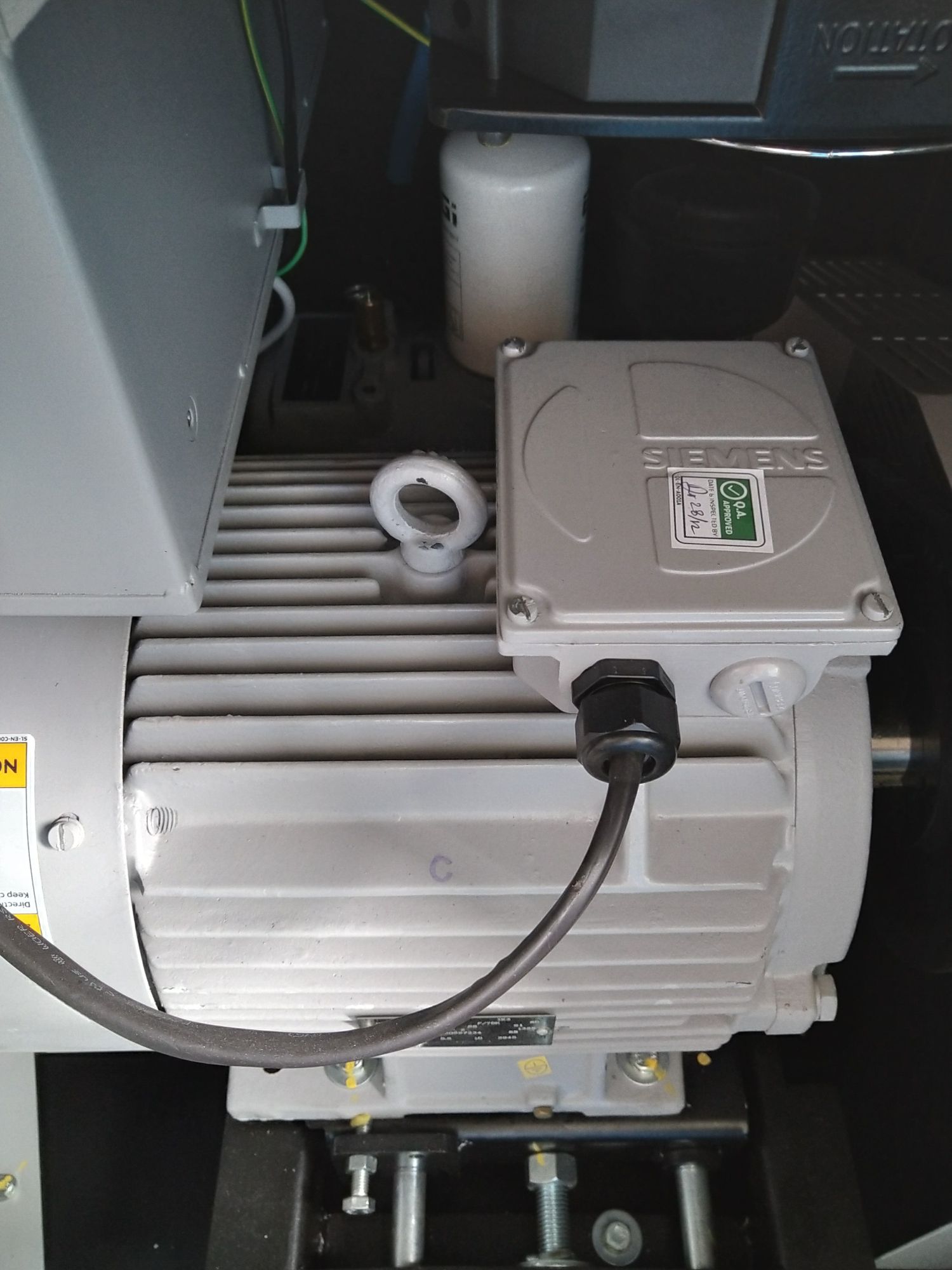 Compressor ar 7.5hp  parafusos novo ELGI 7.5 CV
