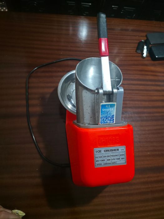 Máquina de triturar gelo