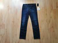 Armani Collezioni ekskluzywne spodnie jeansowe 32/34