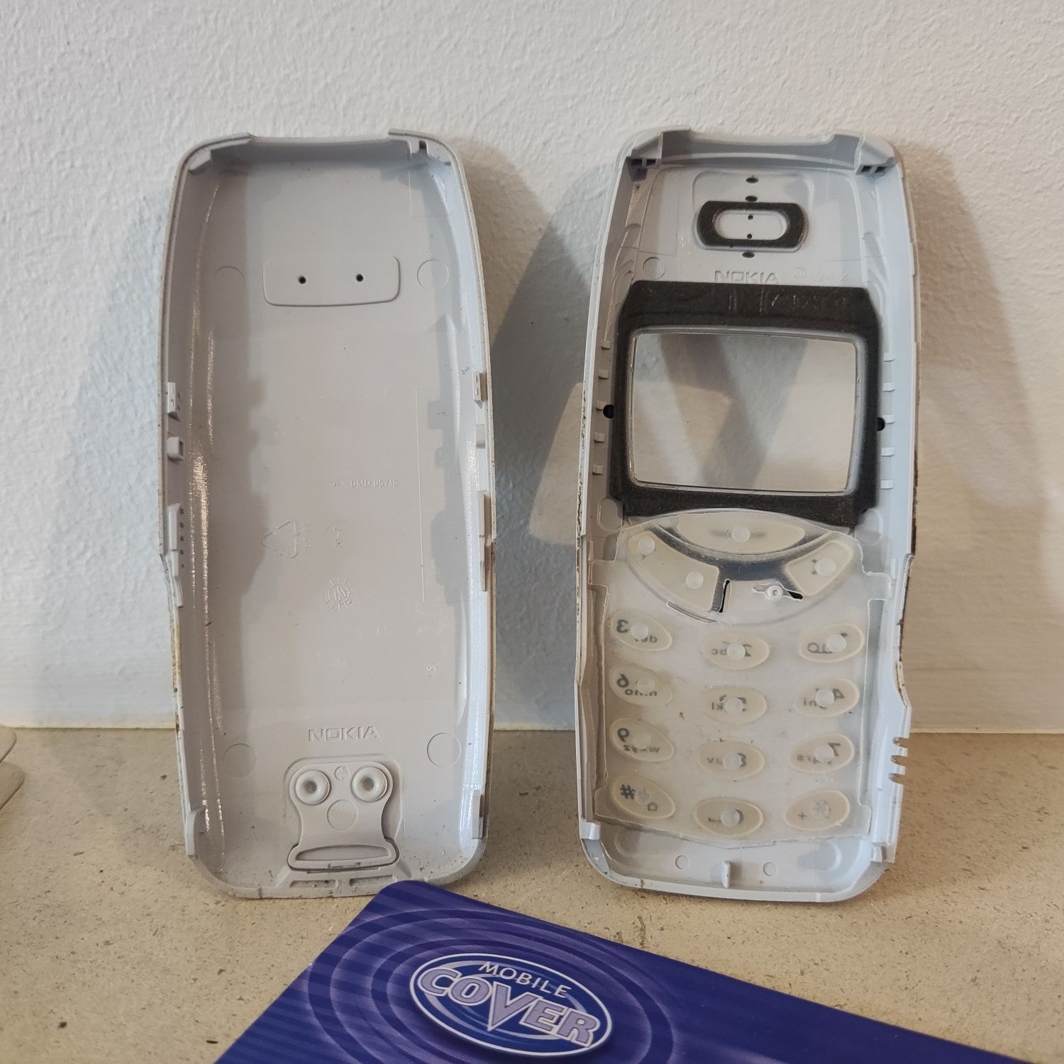 Capas originais para Nokia 3310 ou 3330