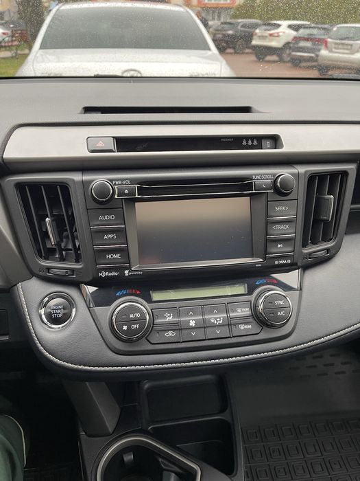 Продам Toyota RAV-4 2018 року