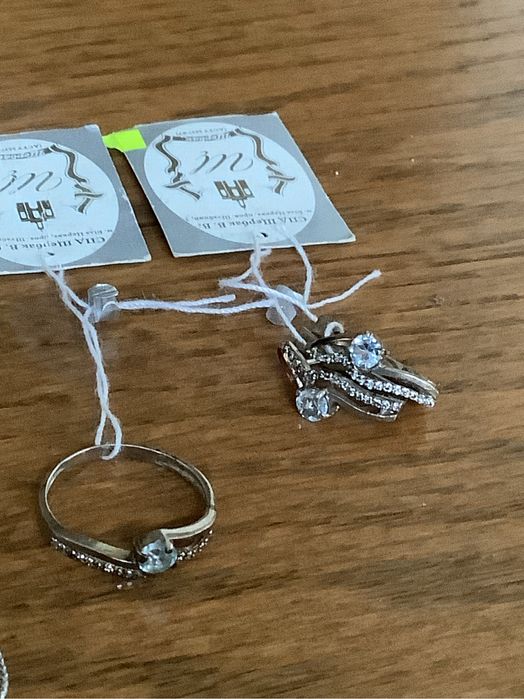 Ювелірні вироби та біжутерія