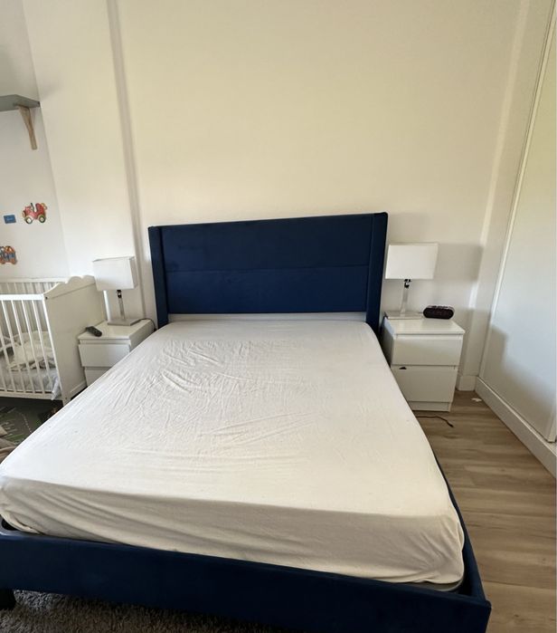 Cama de casal veludo