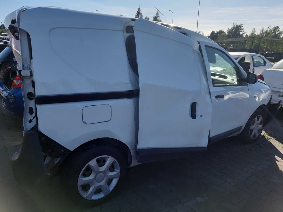 DACIA DOKKER LIFT OV369 drzwi lampa błotnik maska zderzak klapa części