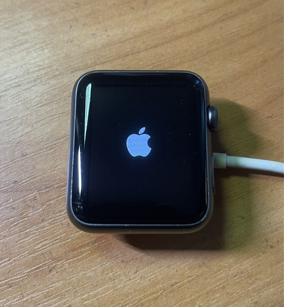 Смарт часы Apple Watch Series 1 38mm, 42mm на запчасти