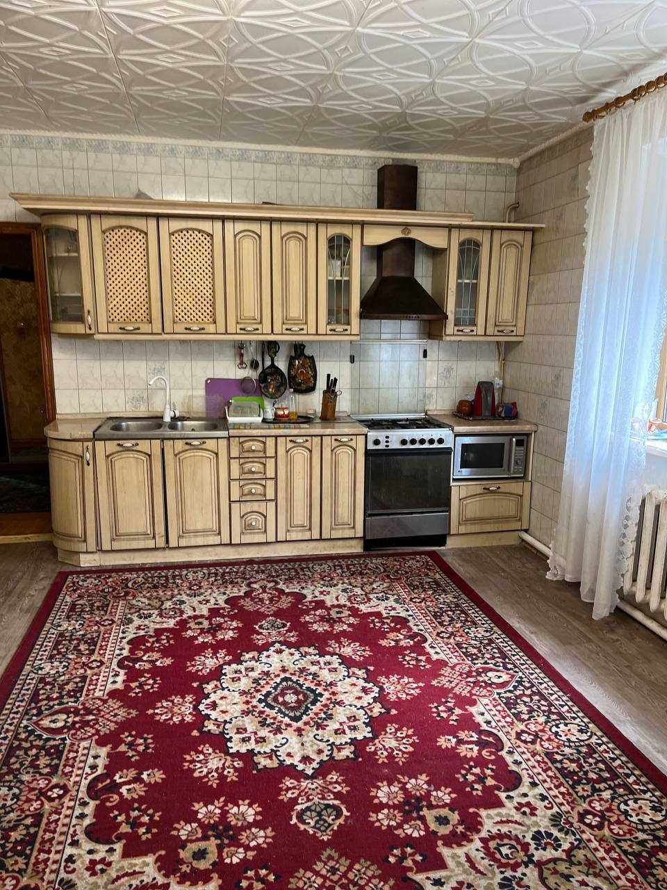 Продам отличный дом для большой семьи на ул Попудренко.