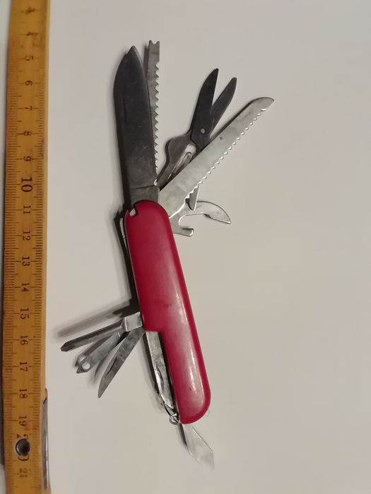 Scyzoryk wielofunkcyjny kolekcjonerski