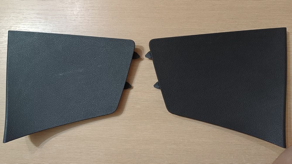 Пластикова обшивка кришки багажника Audi Q3 83a 83A867979.