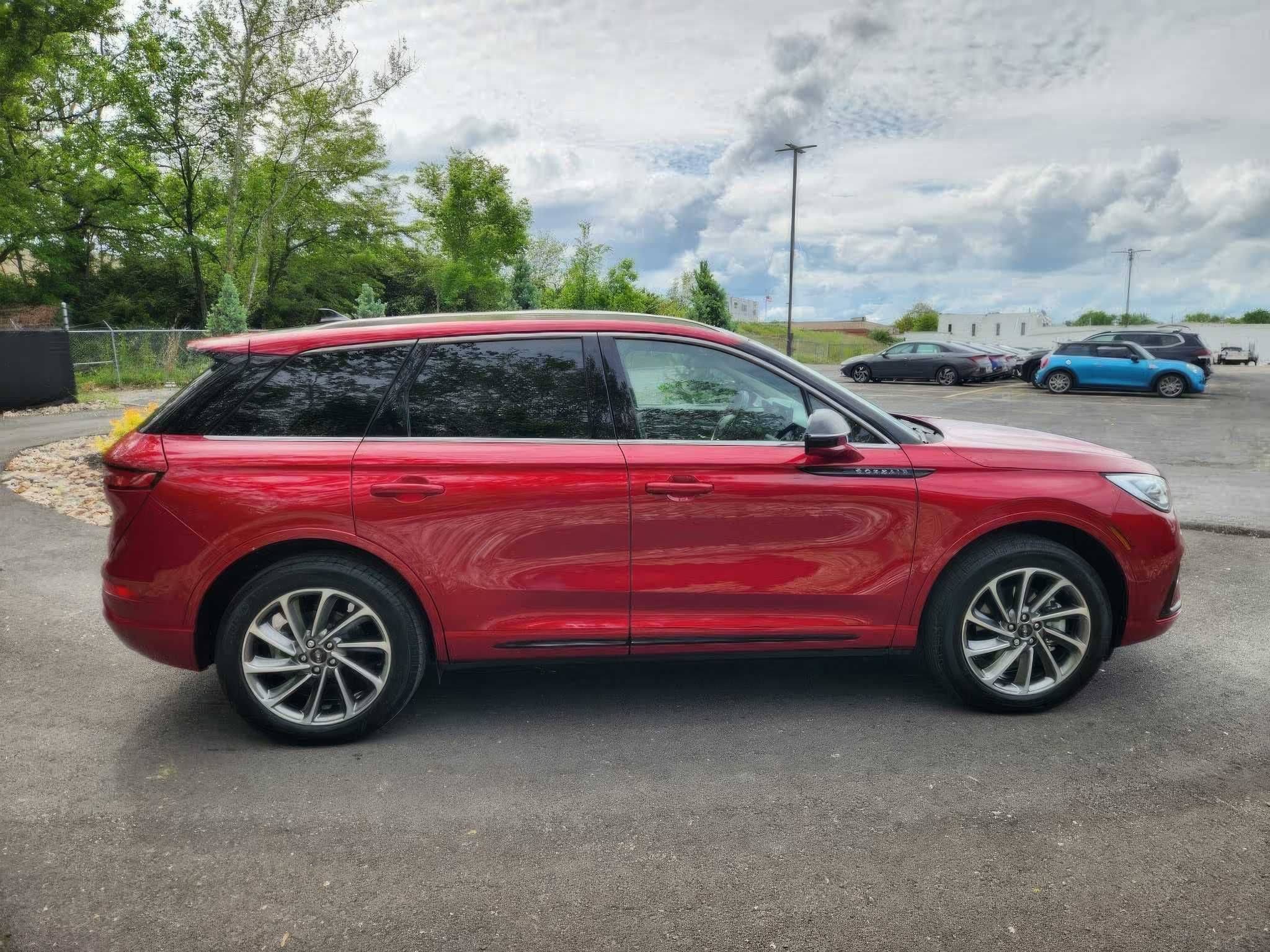 2022 Lincoln Corsair Hybrid