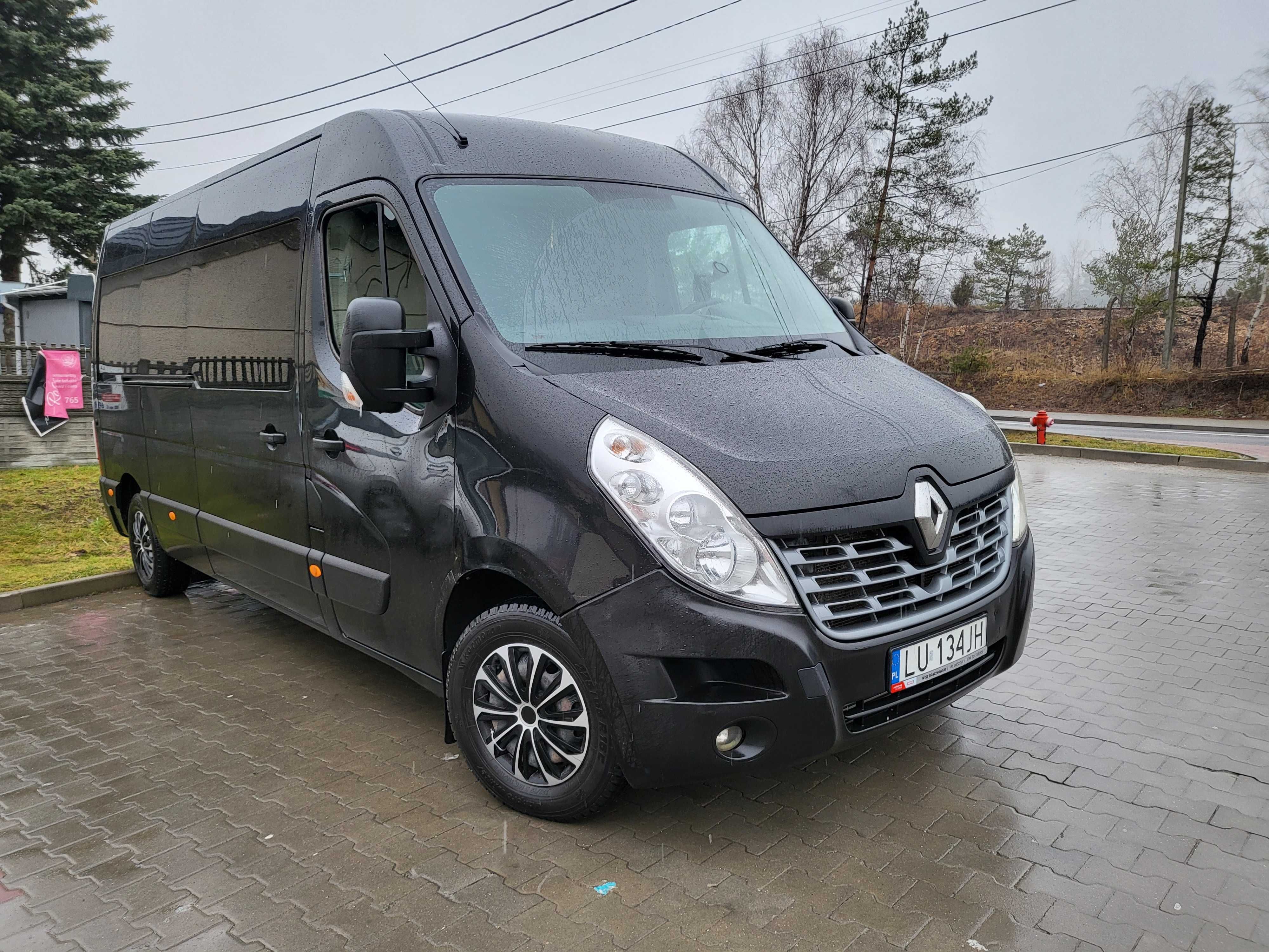 Bus Kielce Renault Master VIP wynajem