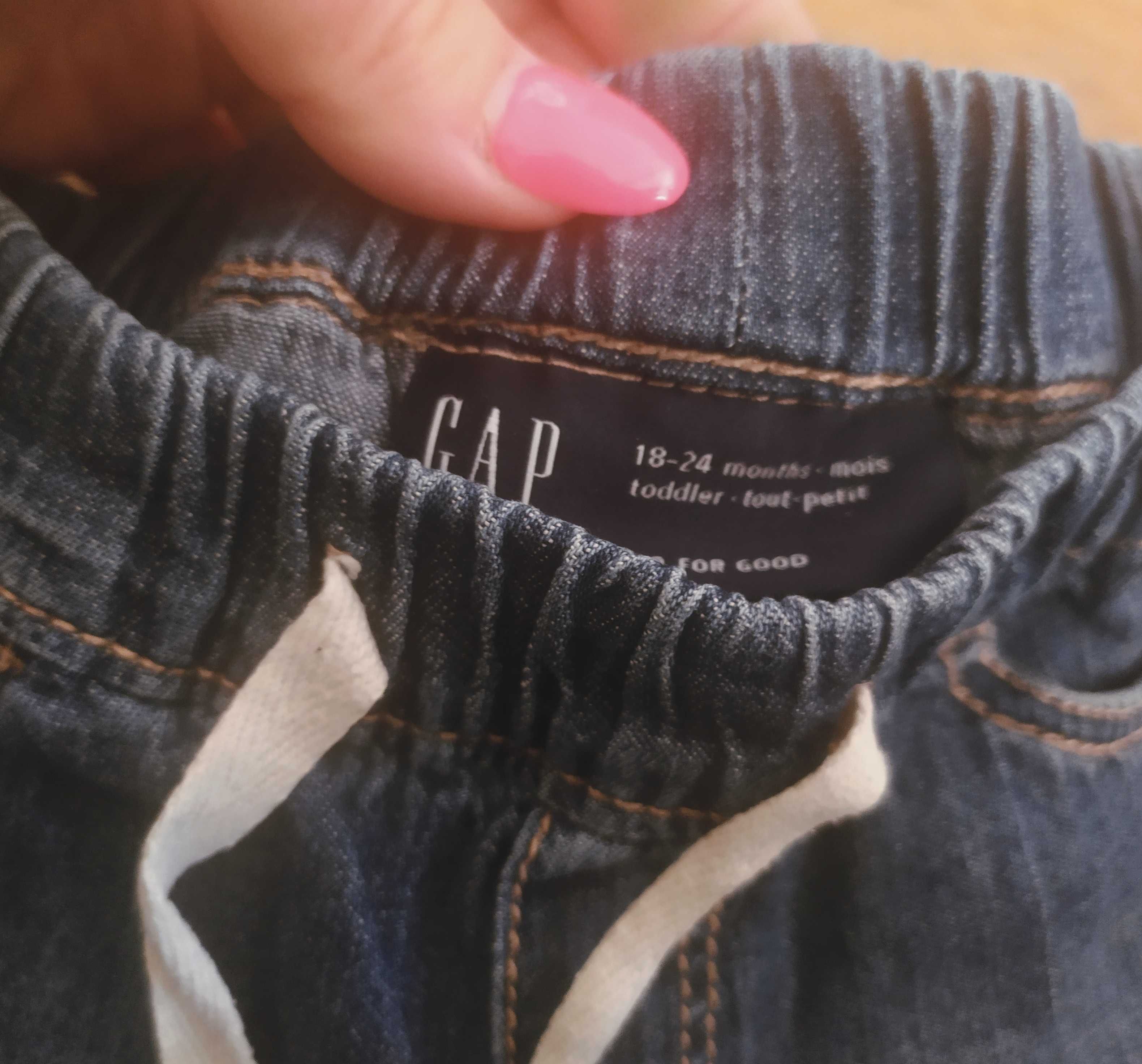 Spodenki Gap 18-24 miesiące jeans