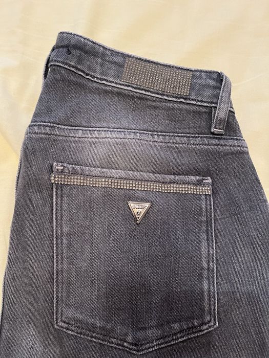 Jeans da marca Guess