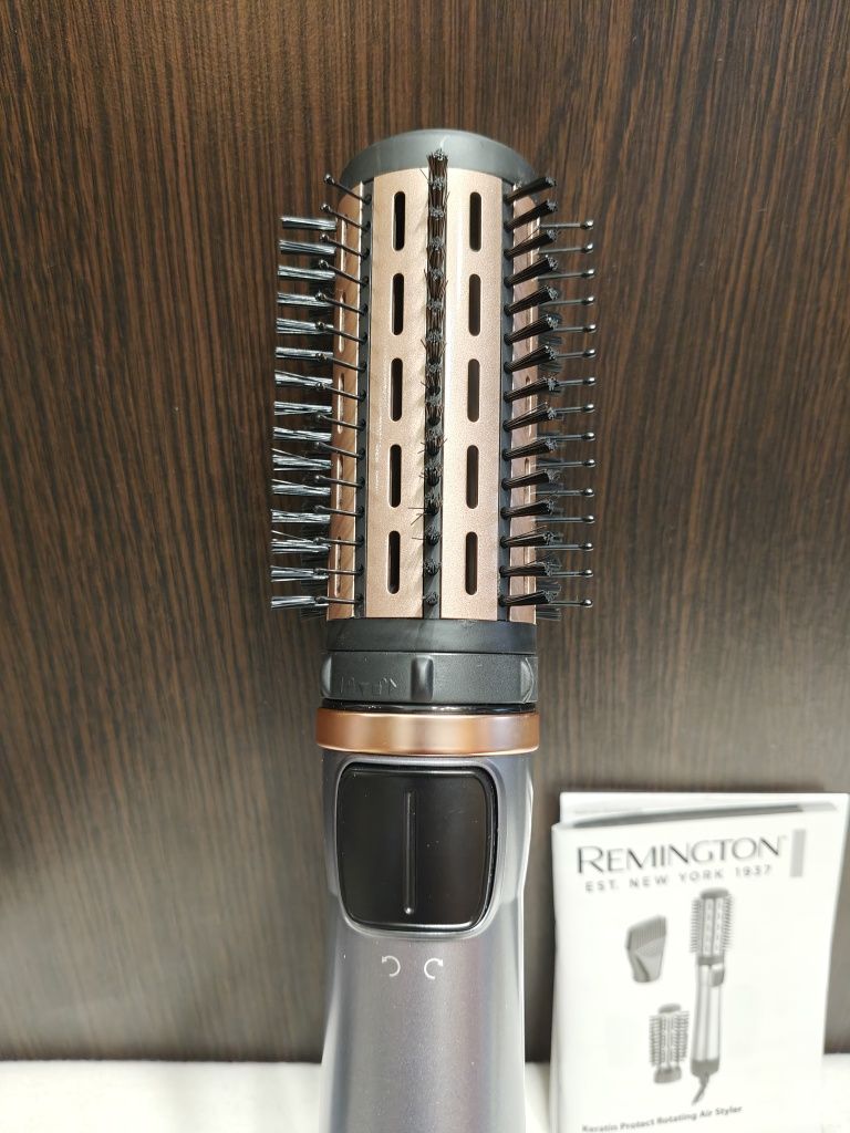 Lokówko-suszarka obrotowa Remington AS8811