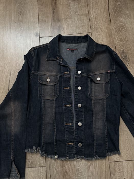 Джинсовый пиджак размера М
