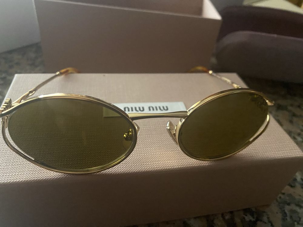 Oculos de sol Miu Miu originais
