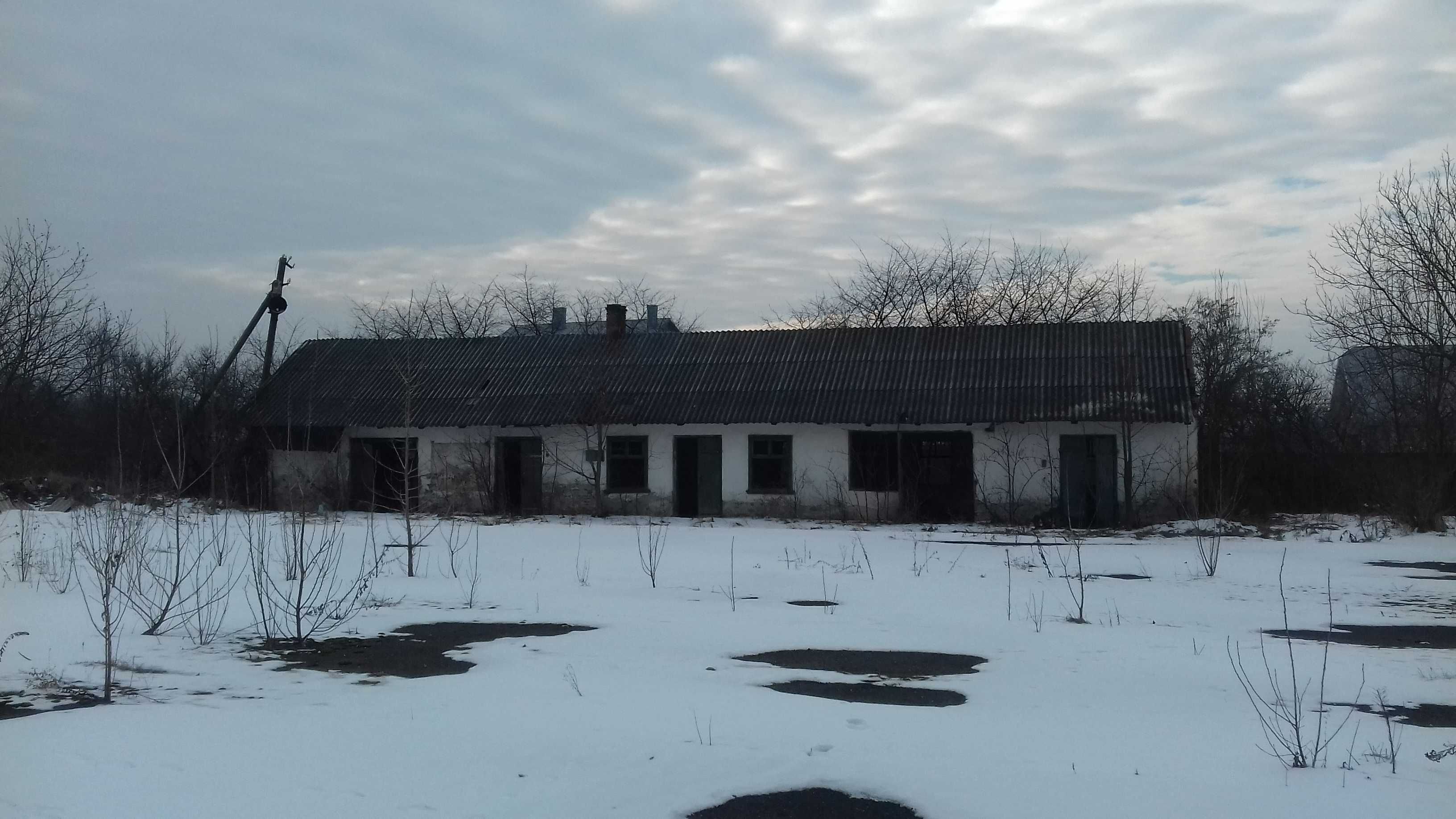 продається комплекс нежитлових приміщень