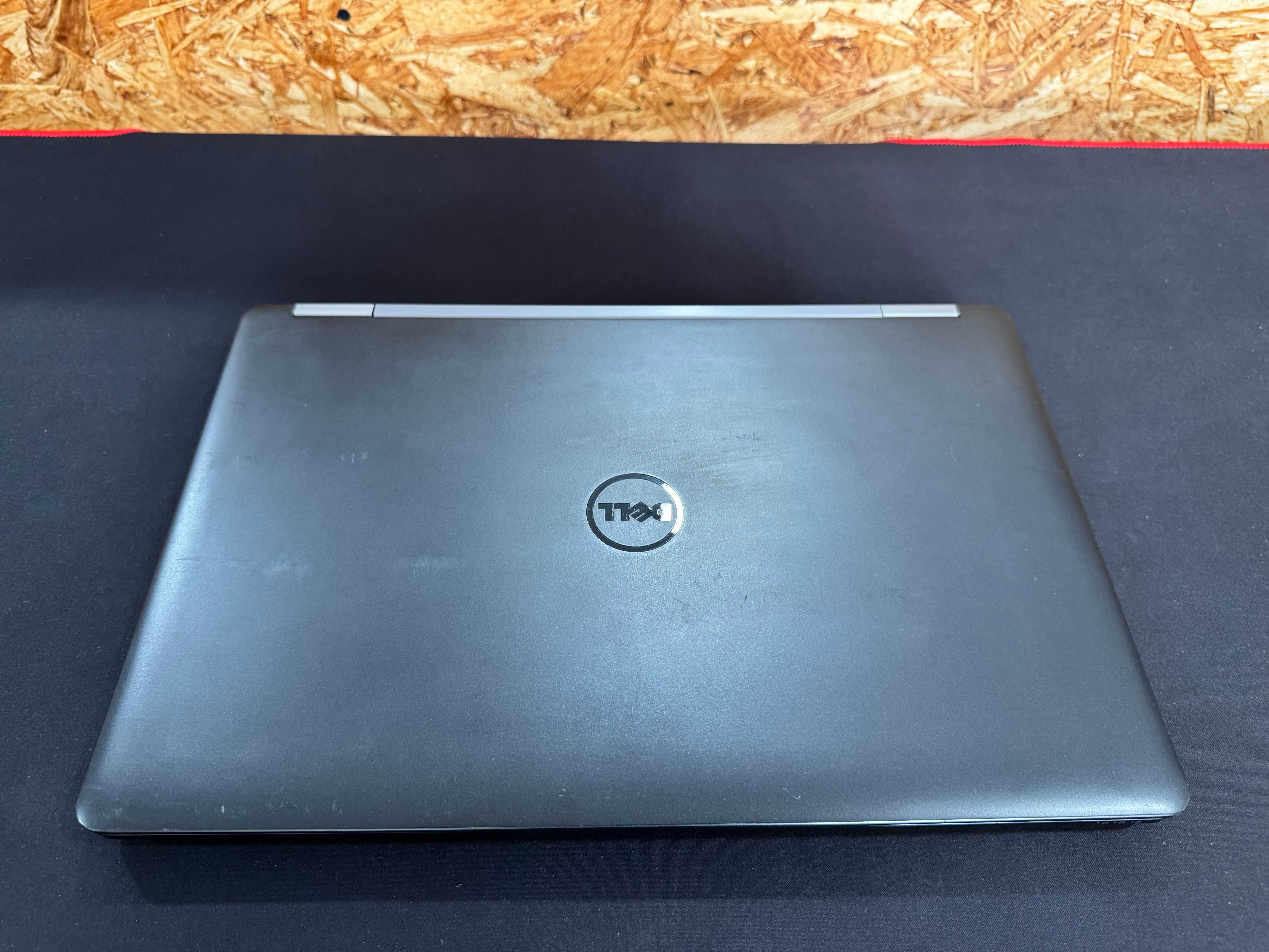 Dell Latitude E5570  i5-6300U / 8 Gb Ram / 240 SSD Recondicionado