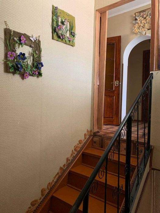 Продам велику 2 кімн. квартиру з ремонтом в місті Христинівка