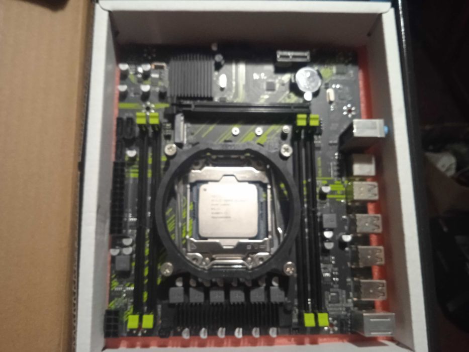 Machinist x99 PR9/E5-2640v3/16gb Комплект