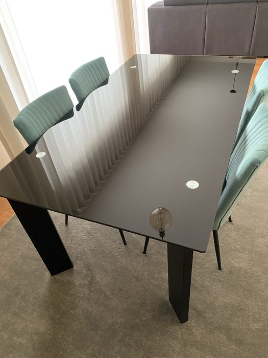 Mesa jantar 6 pessoas - 290€