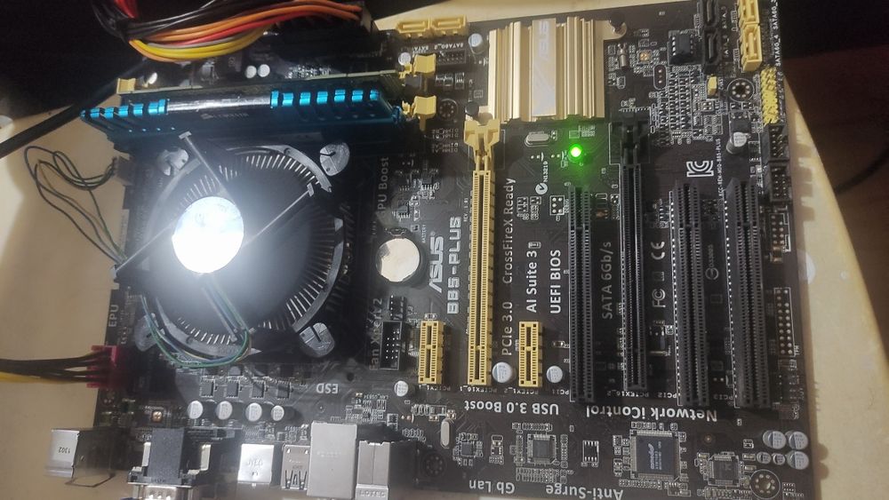 MSI Z97 Gaming 5, Asus B85 Plus, i5 4670k, i54570, 12Gb DDR3