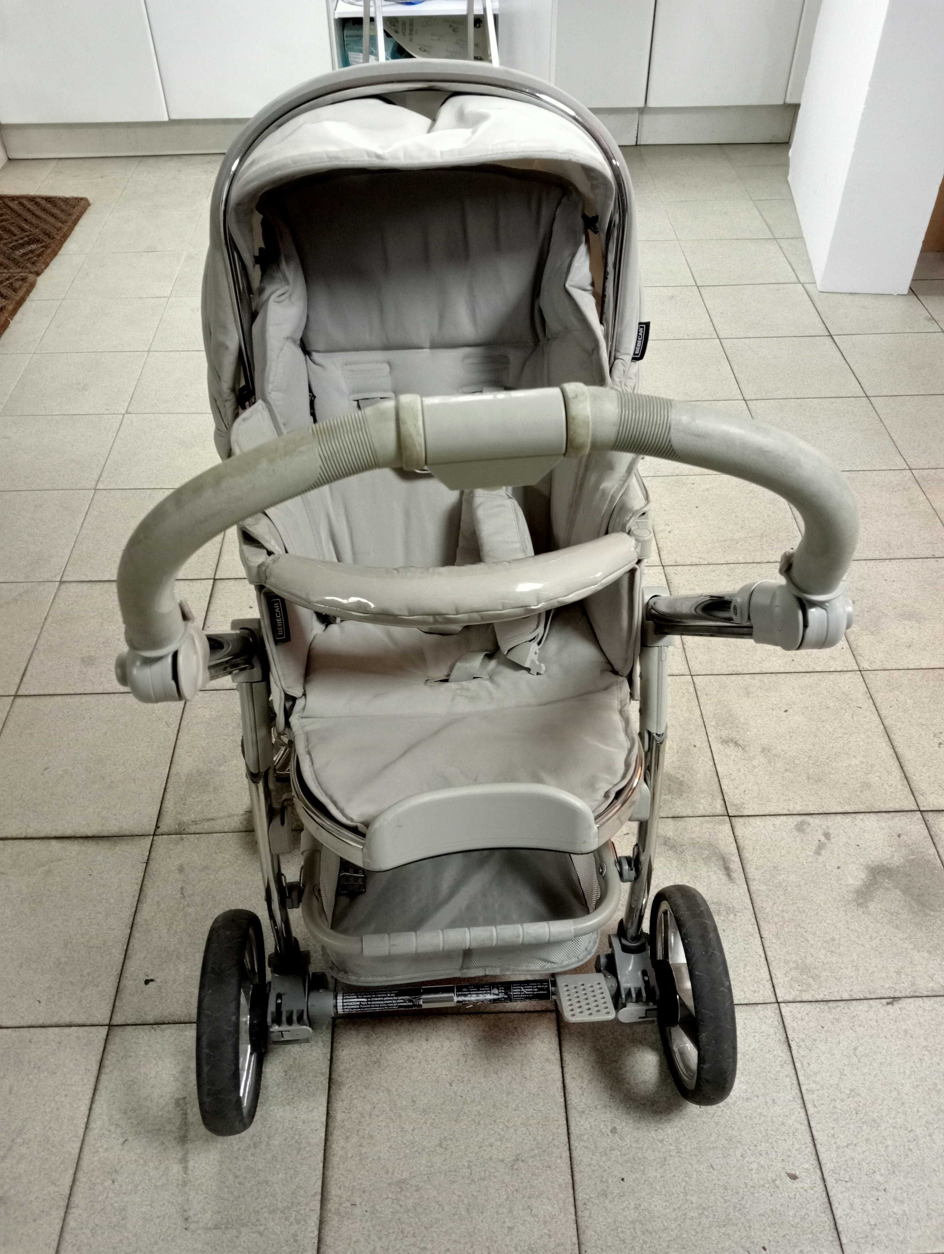 Cama para bebe usada em cor branca, carro de bebé e alcofa