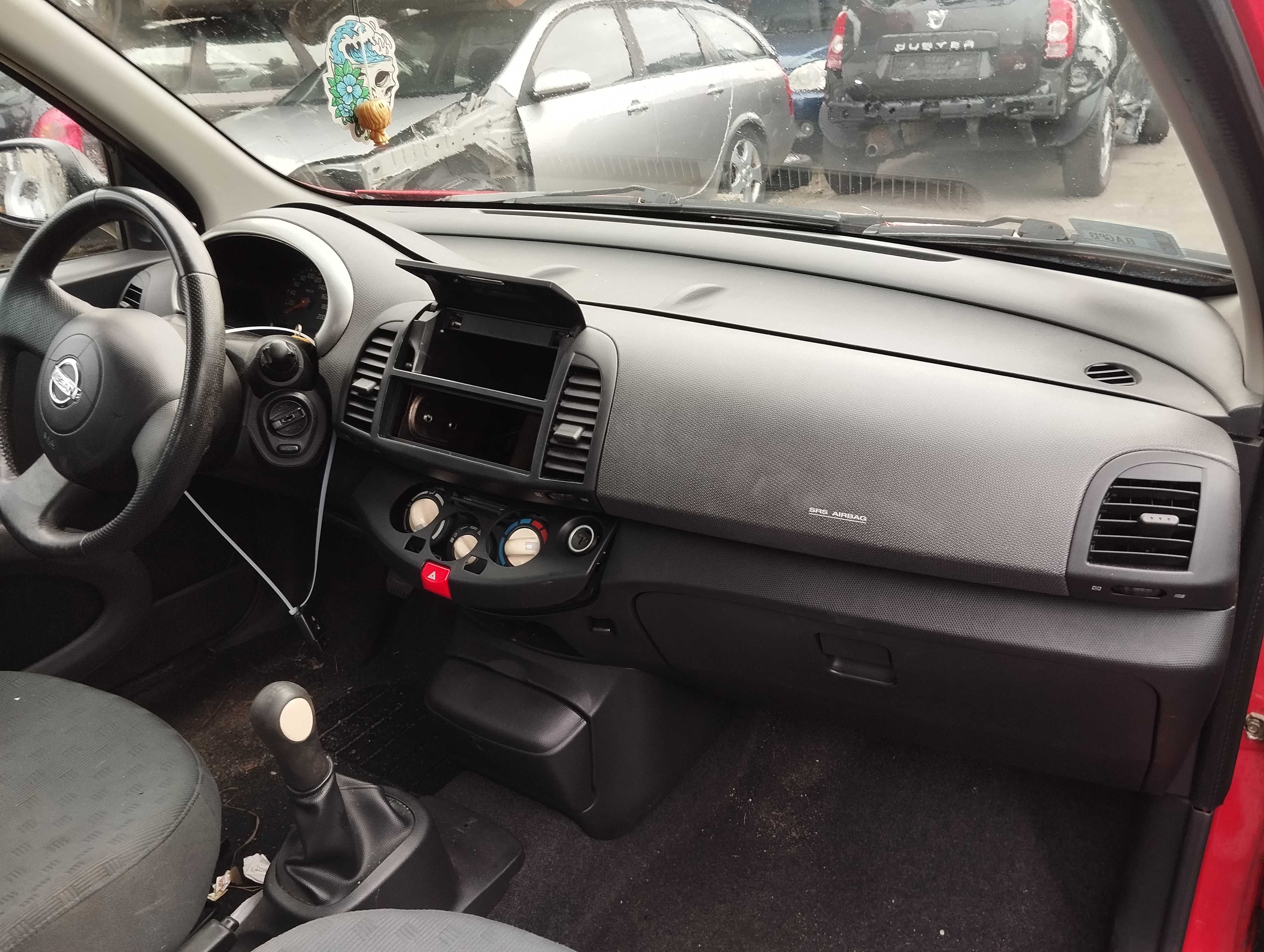 Nissan Micra K12 1.2i 5D 2004r.Element wnętrza !! Czytaj opis !!
