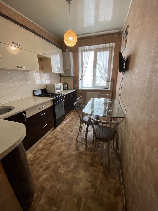 Продаж 3к.кв-ри, по вул. Г. України, з Автономкою!