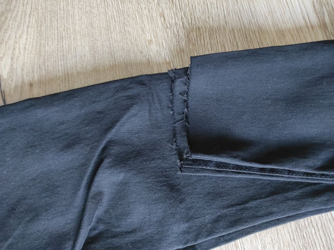 Spodnie jeansowe czarne Bershka rozm 34