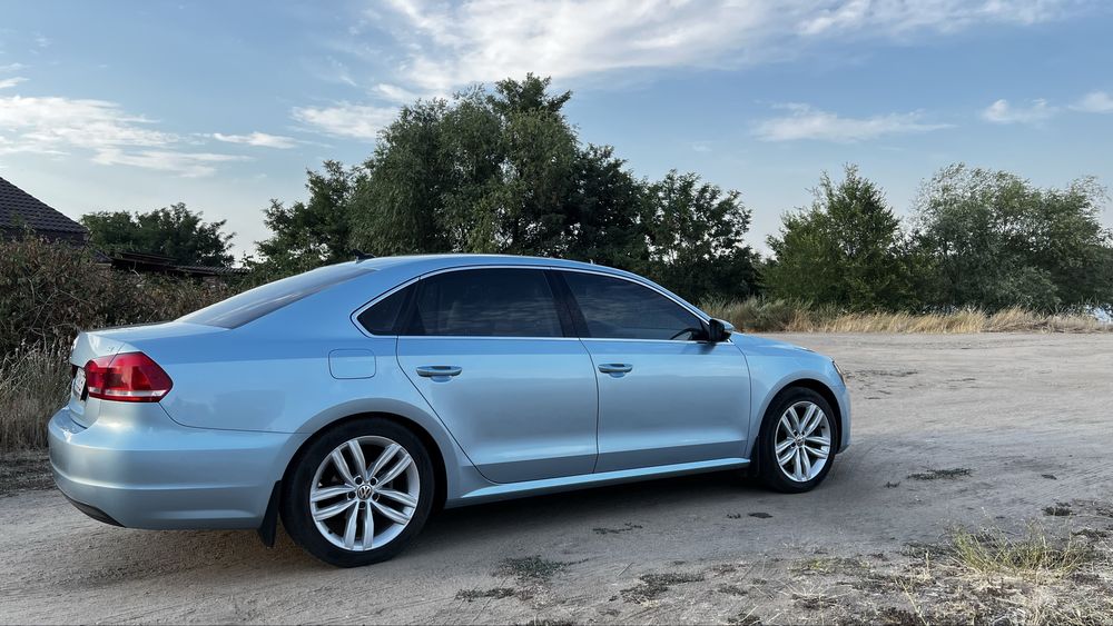 Volkswagen Passat B7 USA 2.5 газ/бензин