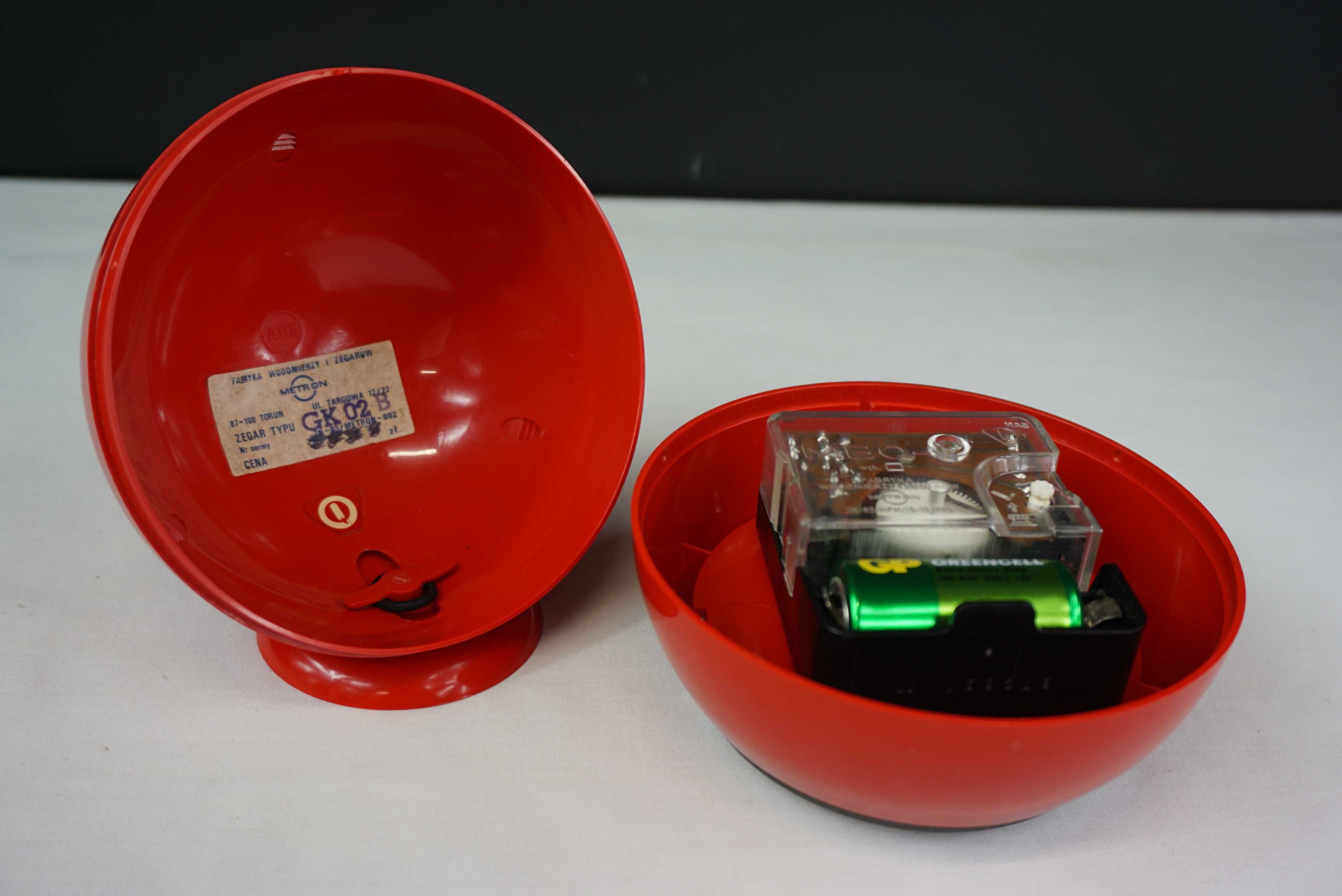 Zegar Kula Metron Predom MBQ-1 PRL Kwarc New Look czerwony