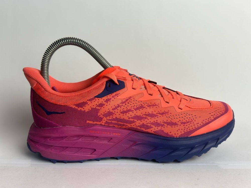 HOKA One One Speedgoat 5 розміри в описі