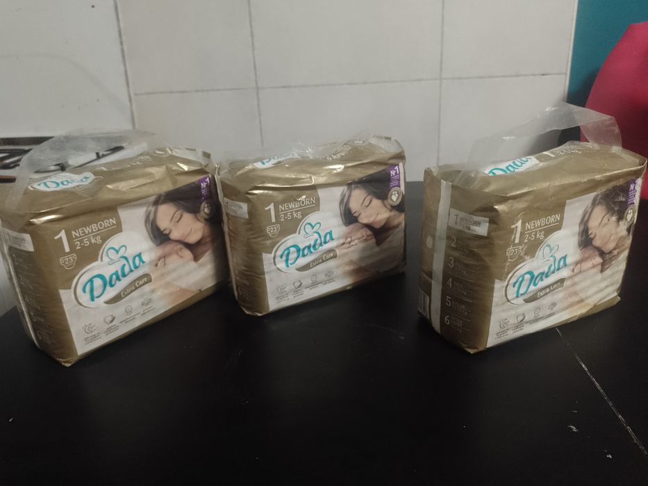 Sprzedam 3 nowe paczki pampersów 1