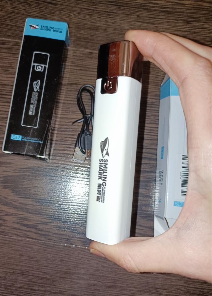Светодиодный фонарик микро-USB