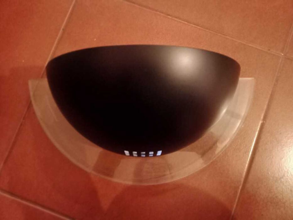 Efektowny kinkiet ścienny - pasujący do ART DECO