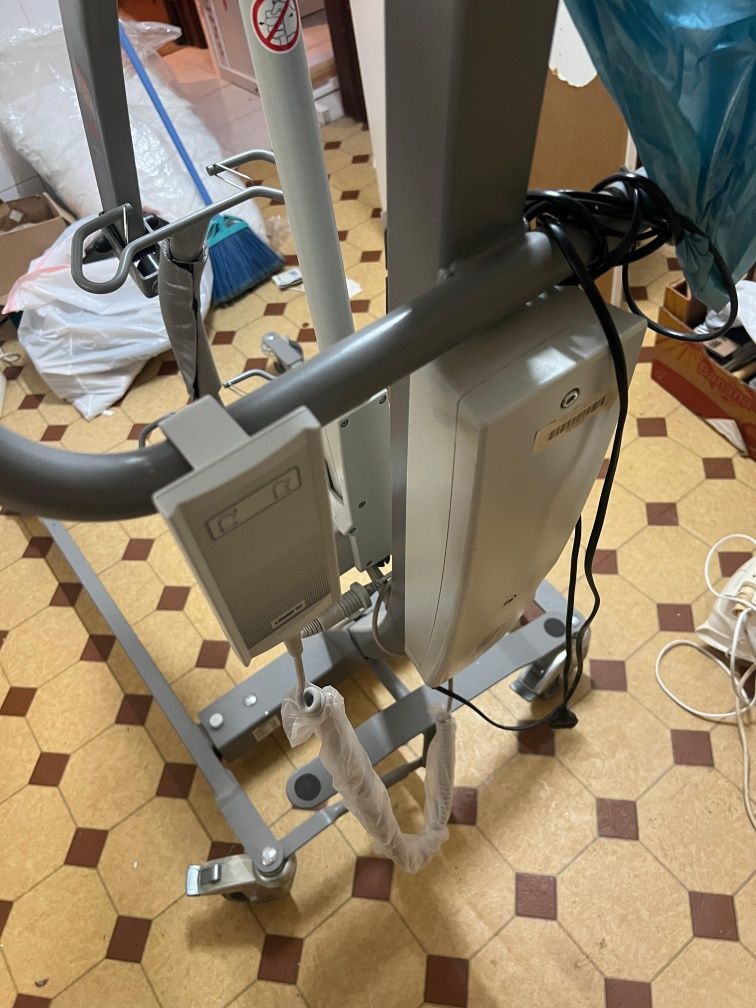 Elevador de transferência elétrico E130
