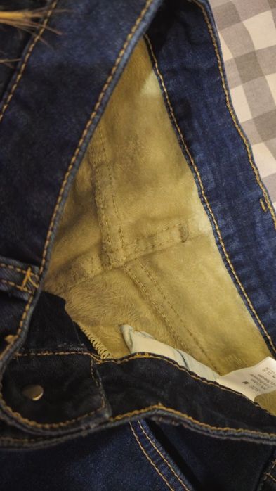 Ciepłe dżinsy na zimę