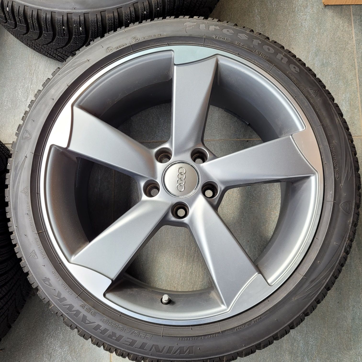 Koła zimowe nowe 5x112 Audi Rotor 225/45 R18 Firestone Winterhawk 4